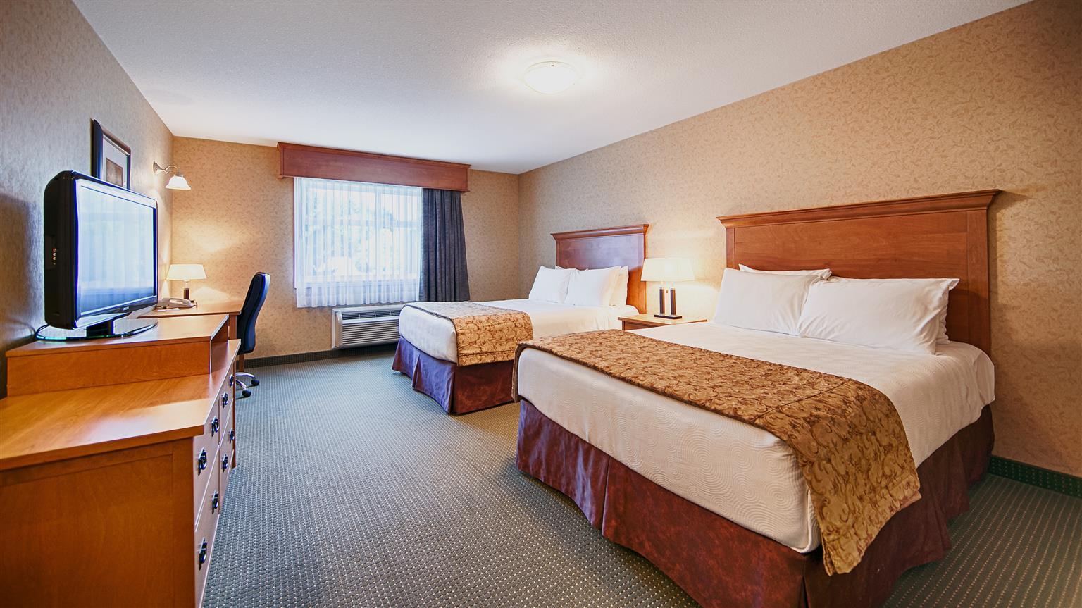 Best Western Sicamous Inn Bagian luar foto